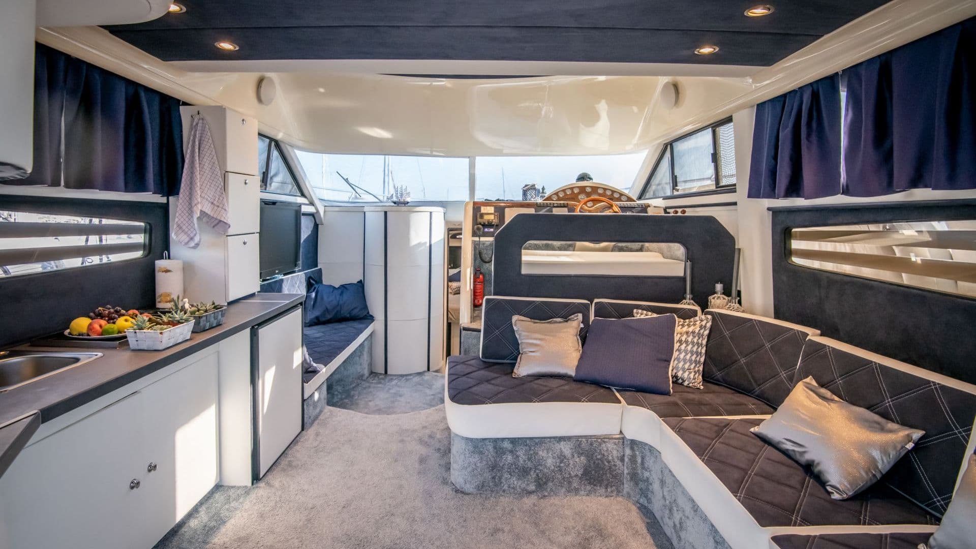 Fairline 42 - foto 1
