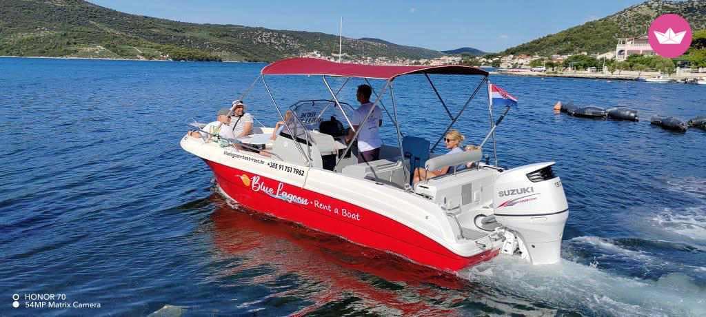 Atlantic Marine 670 Open — Blue Lagoon rent a boat