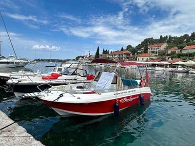Atlantic Marine 670 Open — Blue Lagoon rent a boat