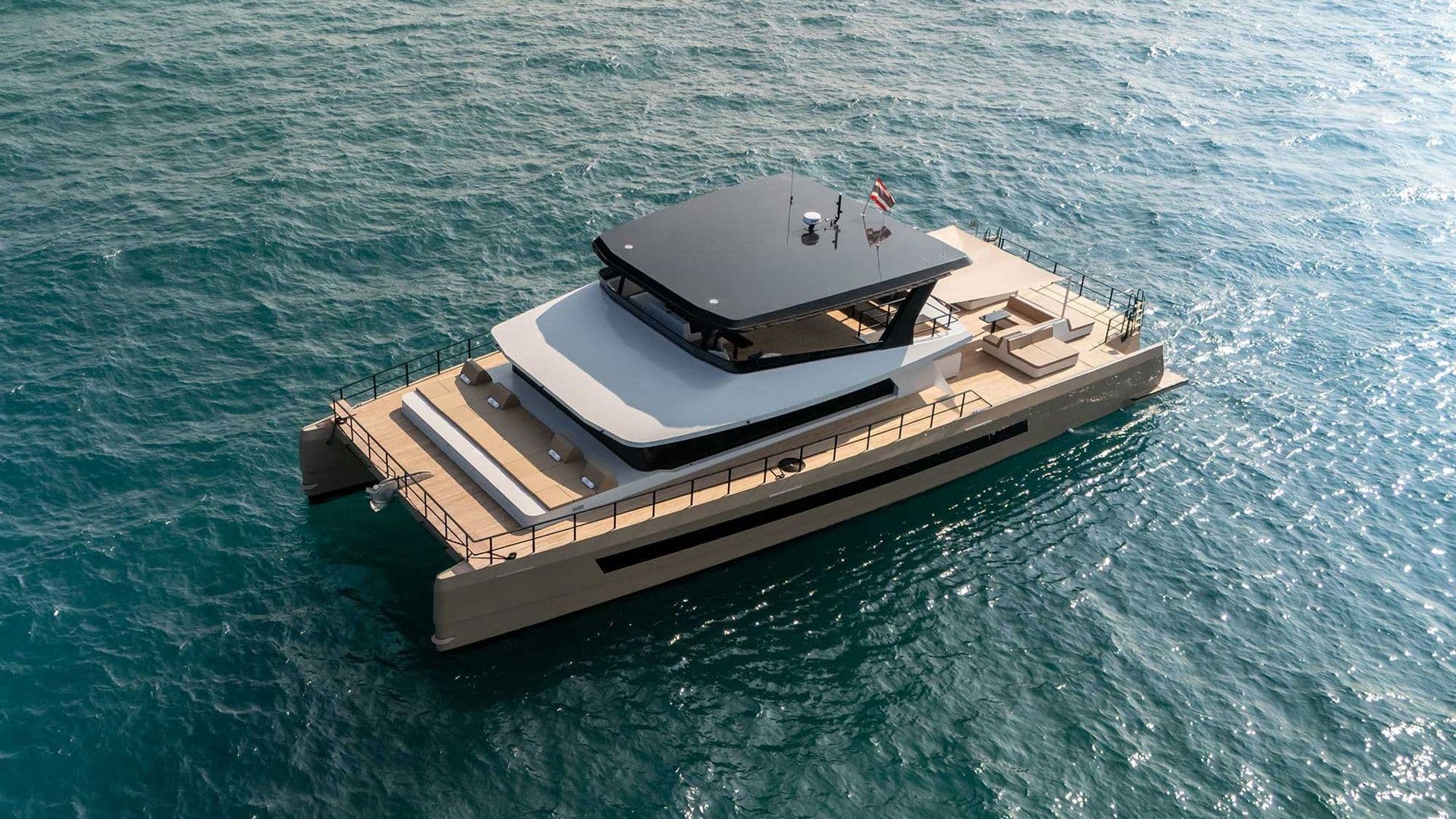 85ft Power Catamaran – charter Phuket