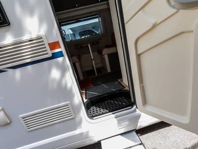 Ahorn ECO 660, unutrašnjost