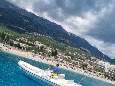 Joker Boat Clubman 26 RIB, Boat Rides Dhermi, pogled s krme