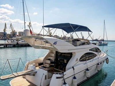 Azimut 46