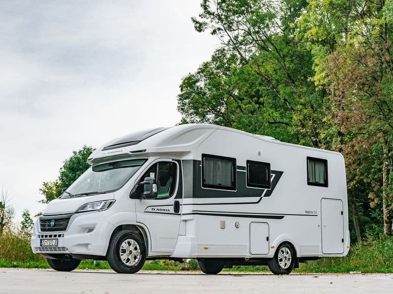 Adria Matrix 670 SL kamper izvana, Camper.hr Zagreb