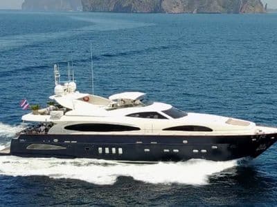 102ft Astondoa – charter Phuket