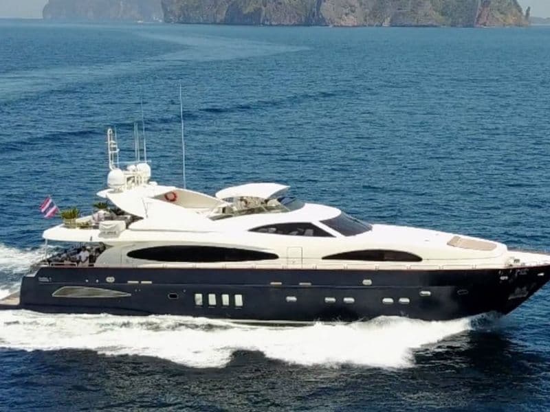 102ft Astondoa – charter Phuket