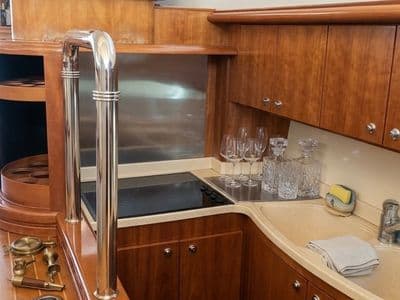 Azimut 46 dining area, Azzuro Yacht Charter, Durrës