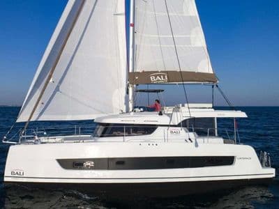 40ft Bali Catamaran – charter Phuket