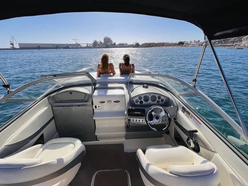 Bayliner 702 motorboat charter Gran Canaria