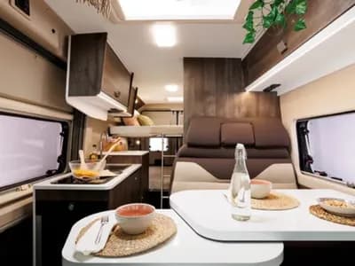 HappyCamper B100 rear bed