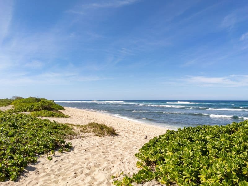 Mokuleia beach on the North Shore of Oahu, Hawaii