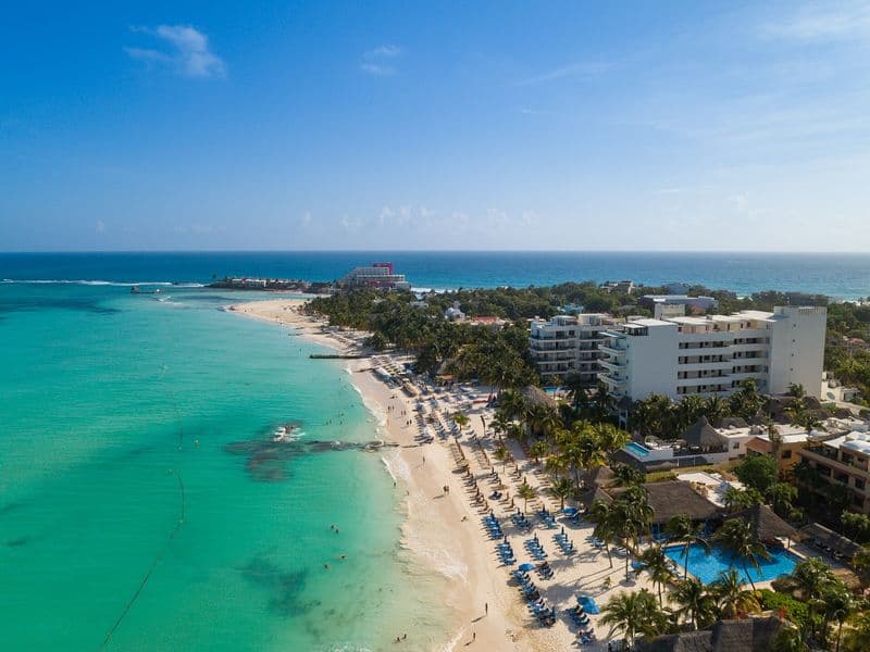 Plaža Playa Norte na otoku Isla Mujeres kod Cancúna, snimljeno iz zraka