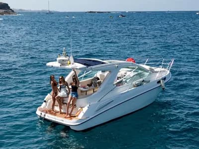 Champagne, Sealine SC29 motor yacht, Tenerife (photo 2)