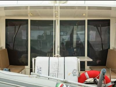 Andaman Discovery Comar Comet CAT 37, interior