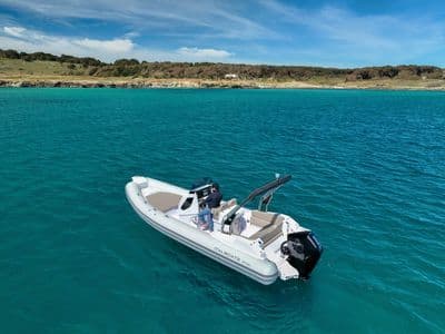 Sundeck of Italboats Predator 700T