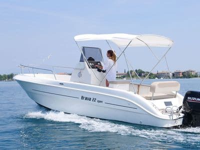 Mingolla Brava 22 Open motorboat in Šibenik