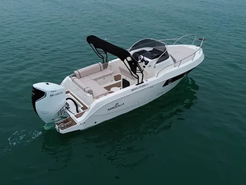 Mingolla Brava 28WA motorboat in Šibenik
