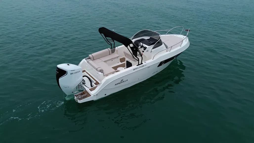 Mingolla Brava 28WA motorboat in Šibenik