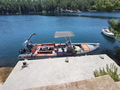 Highfield 860 RIB Starigrad Paklenica
