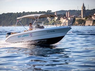 Zodiac N-ZO 680 - Sea Rent a Boat Vodice