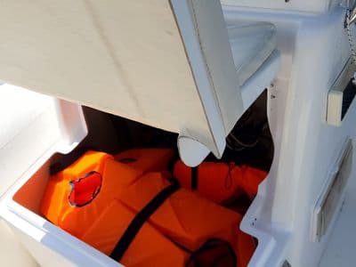 Quick Silver 755 Sundeck - Sea Rent a Boat Vodice