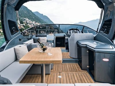 Quick Silver 755 Sundeck - Sea Rent a Boat Vodice