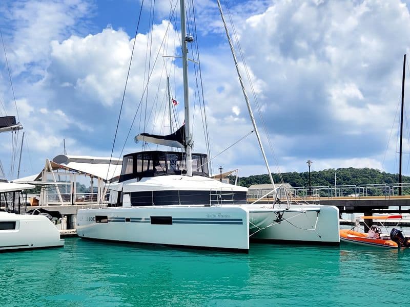 52ft Lagoon Catamaran (2023) – charter Phuket