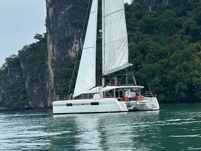 52ft Lagoon Catamaran (2023) – charter Phuket