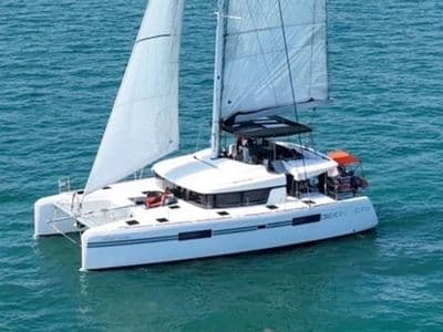 52ft Lagoon Catamaran (2023) – charter Phuket