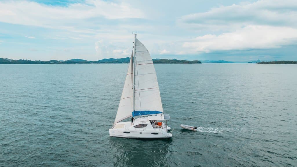 38ft Leopard Catamaran – charter Phuket