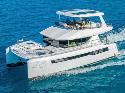 Leopard 40ft Power Catamaran – charter Phuket