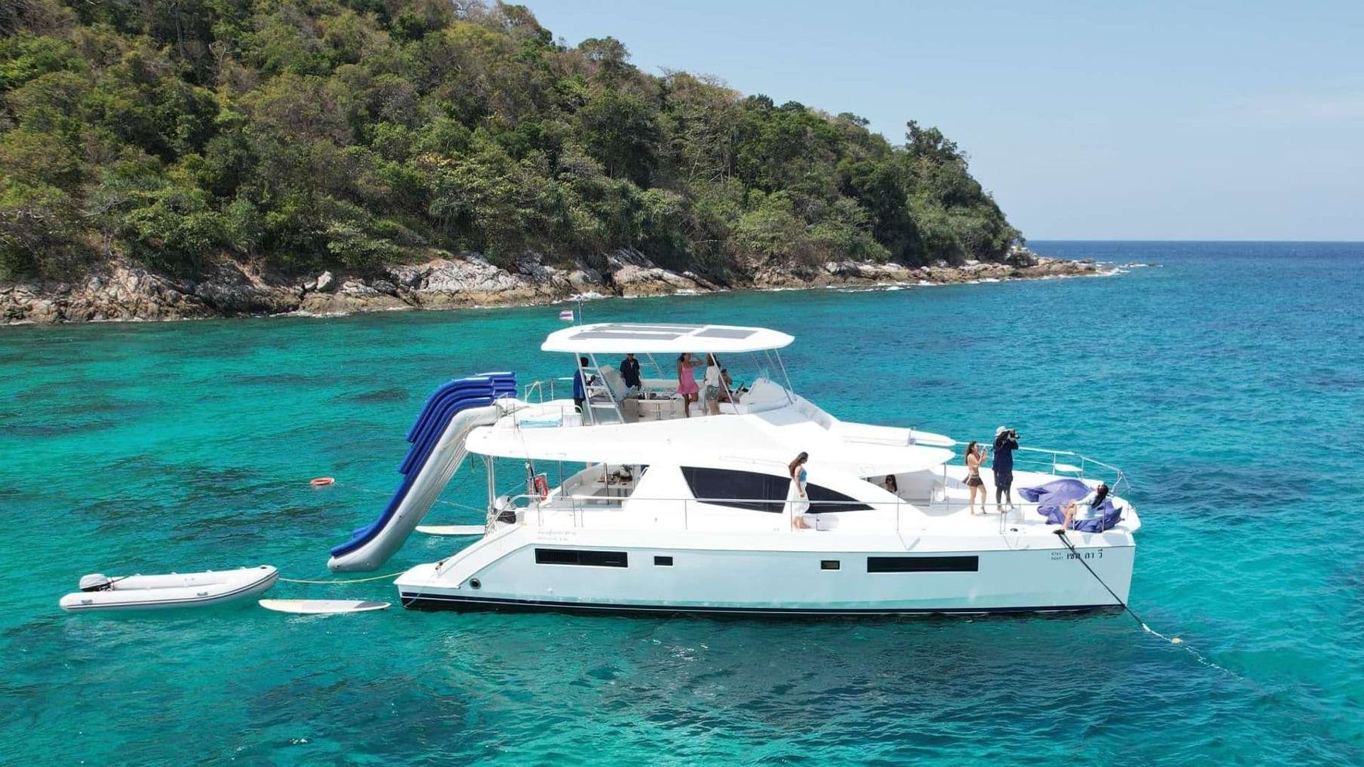 Leopard 51ft Catamaran (2016) – charter Phuket