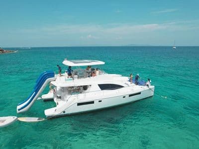 Leopard 51ft Catamaran (2016) – charter Phuket