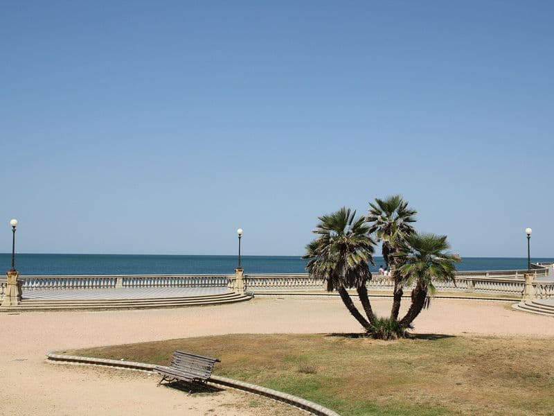 Terrazza Mascagni na obali Livorna