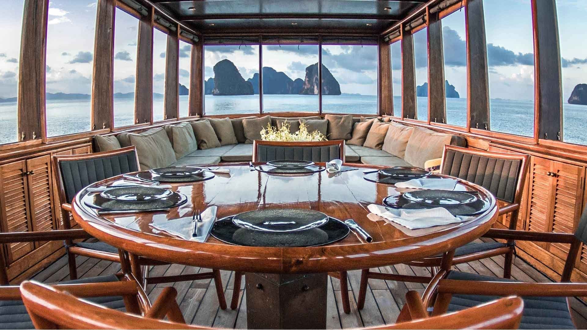 90ft Maha Bhetra – charter Phuket