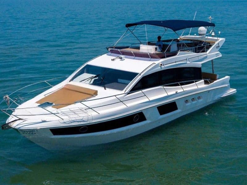 Majesty 48ft – charter Phuket