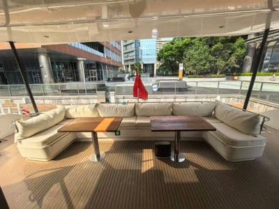 Mazarin 55 Andaman Discovery 5, flybridge lounge
