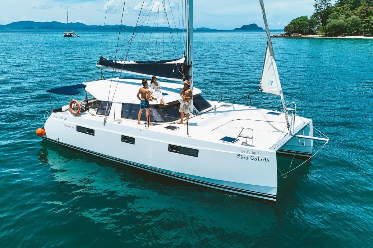 40ft Nautitech Catamaran – charter Phuket