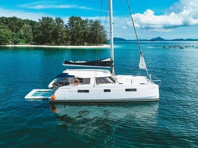 40ft Nautitech Catamaran – charter Phuket