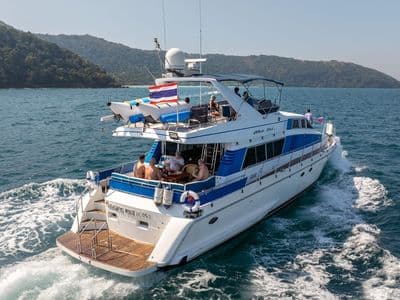 Nova Princess stern and sun deck