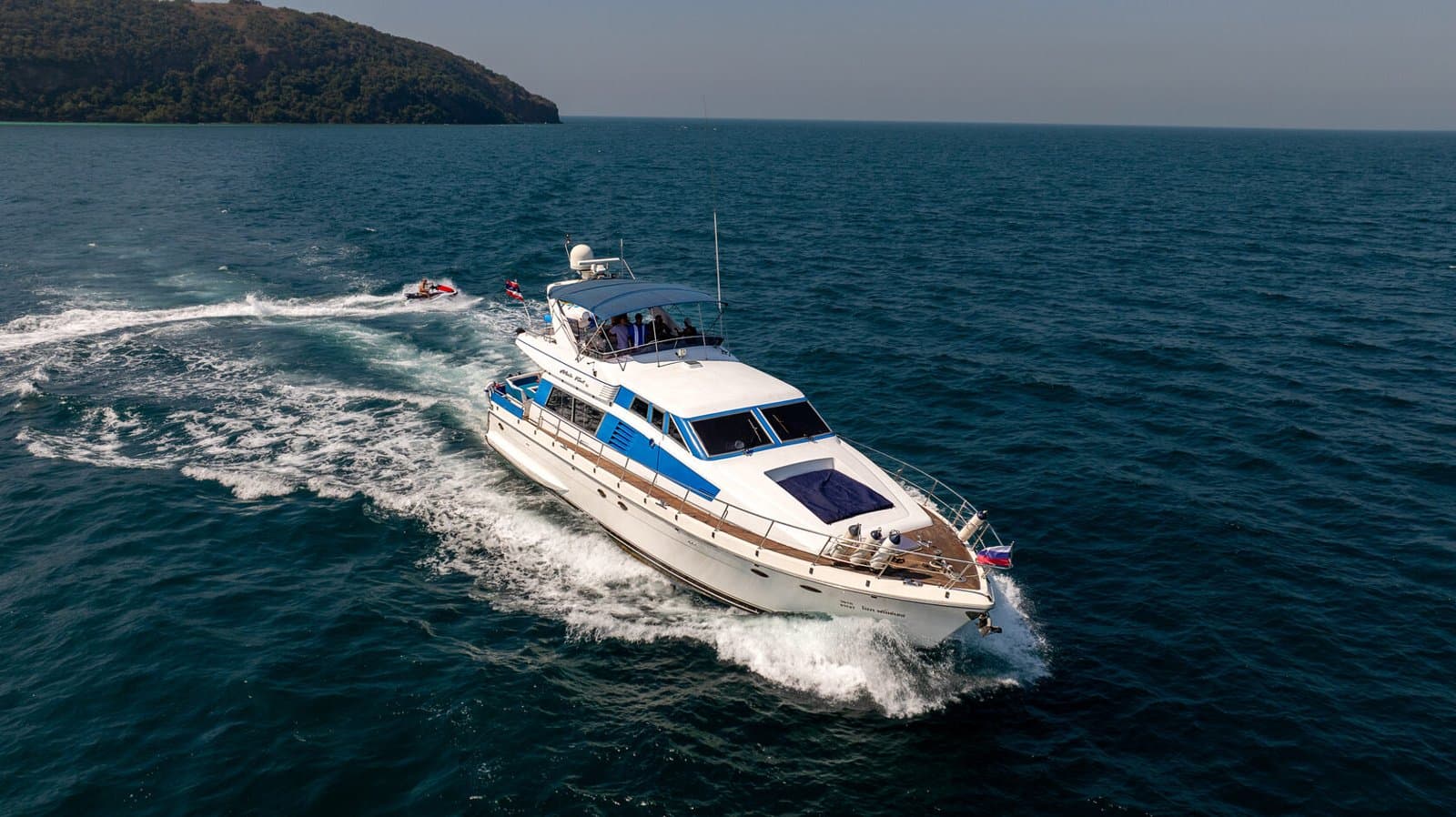Nova Princess yacht cruising at speed
