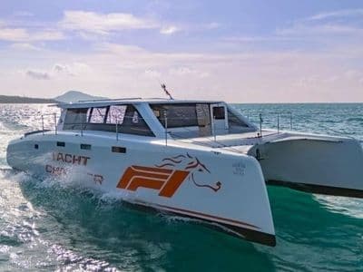 37ft Power Catamaran – charter Phuket