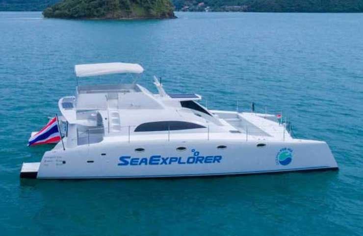 47ft Sea Explorer Catamaran – charter Phuket
