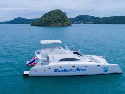 47ft Sea Explorer Catamaran – charter Phuket