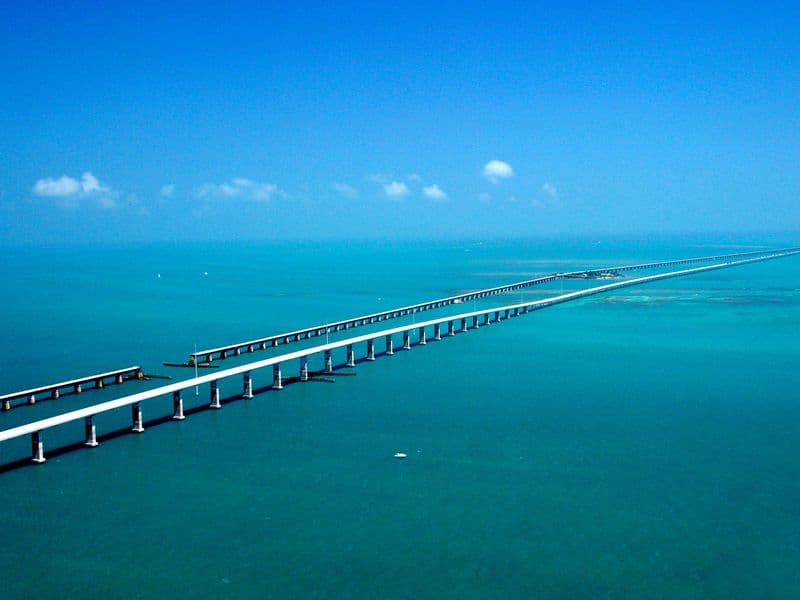 Aerial view of the Seven Mile Bridge on the Overseas Highway crossing turquoise water in the Florida Keys