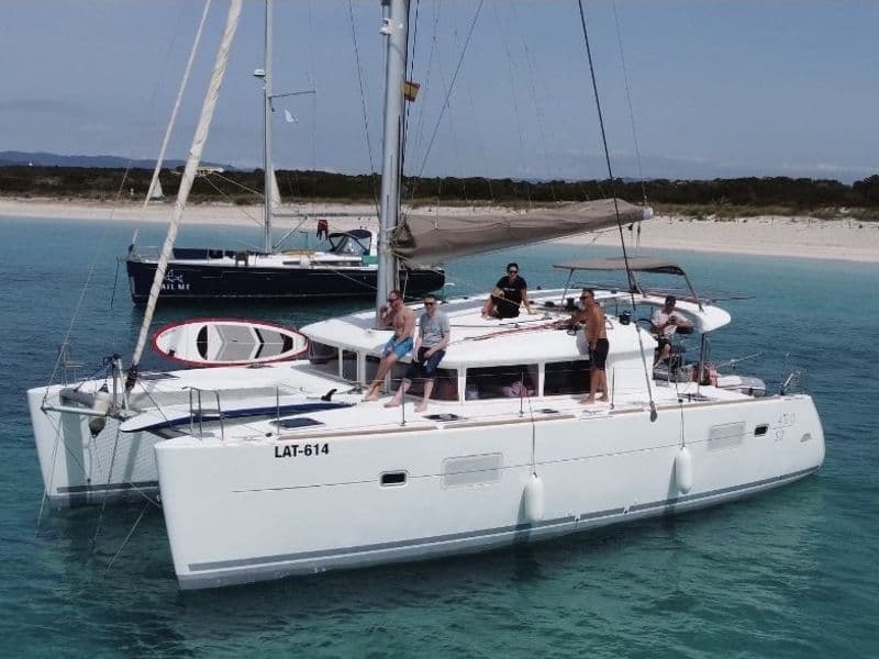 Lagoon 42 catamaran Simona charter Gran Canaria