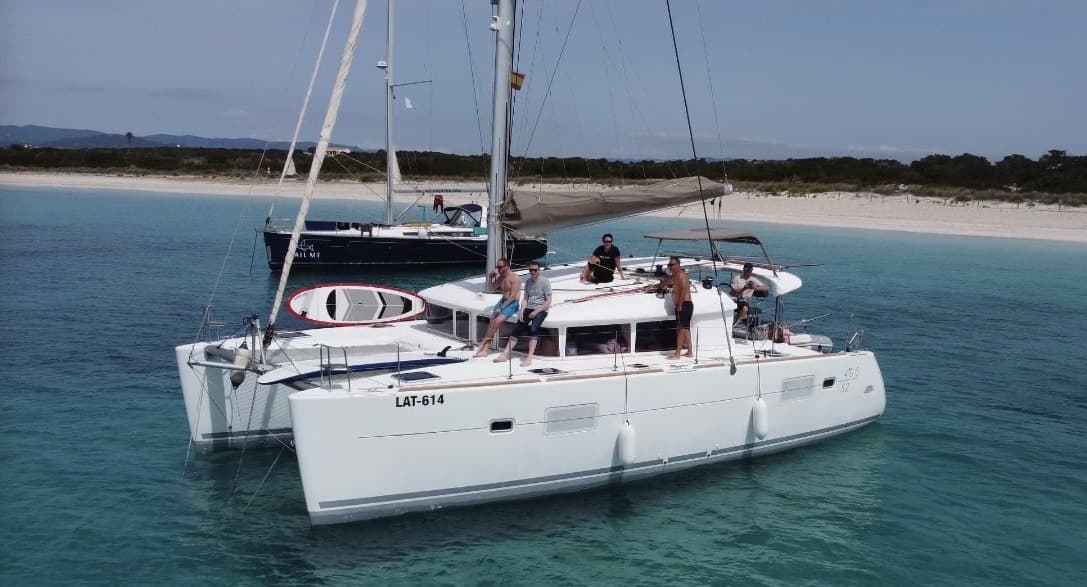 Lagoon 42 catamaran Simona charter Gran Canaria
