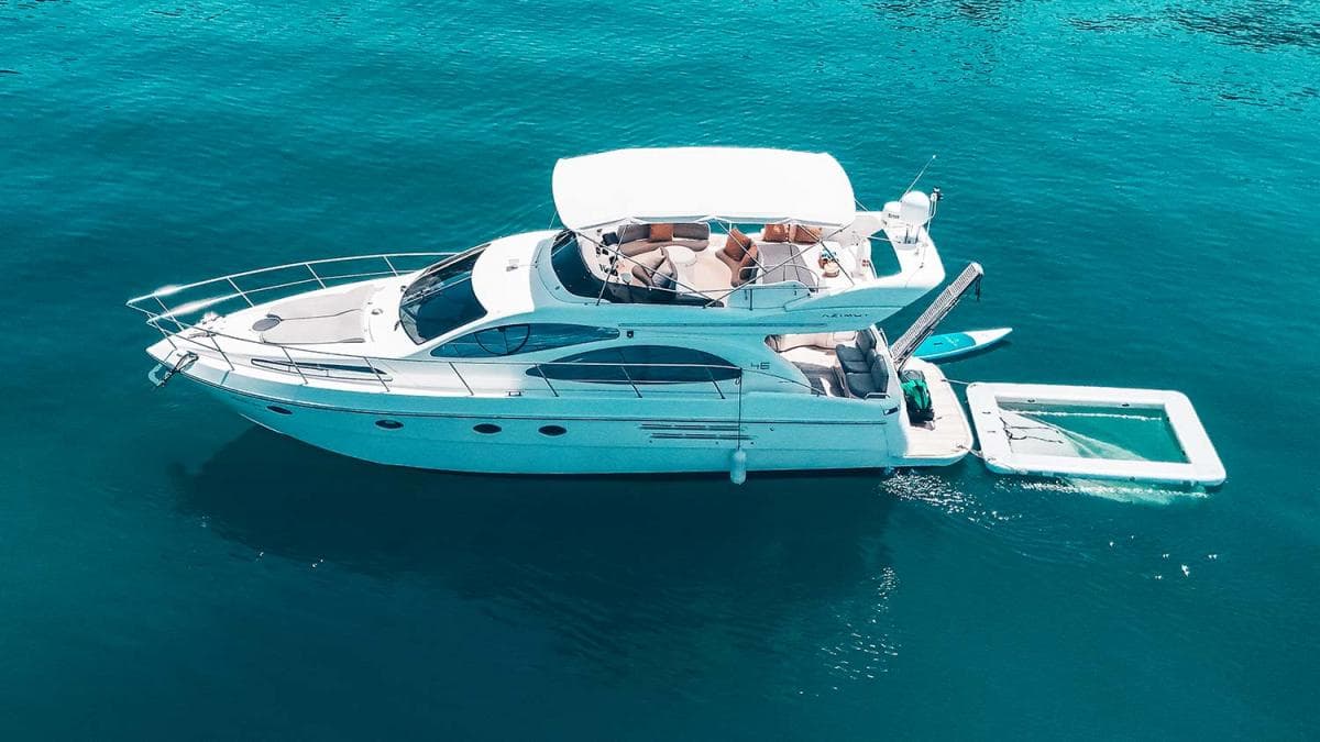 Azimut 46 Aqua – private yacht charter Phuket