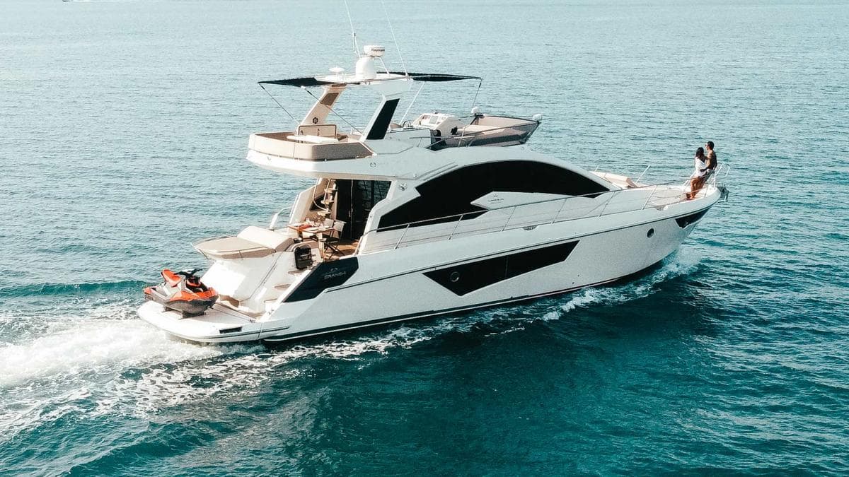 Cranchi 58 Scenery – private yacht charter Phuket