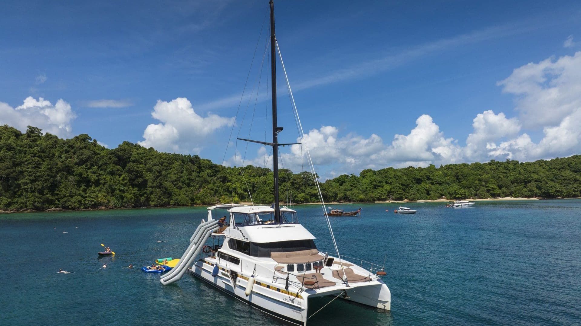 GANI Luxury Catamaran – catamaran charter Phuket